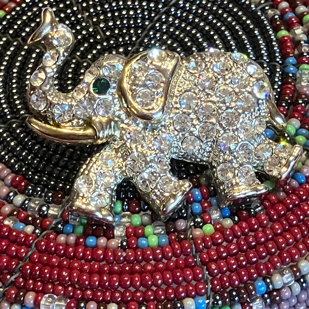 BLING ELEPHANT BROOCH VINTAGE - Picture 3 of 9